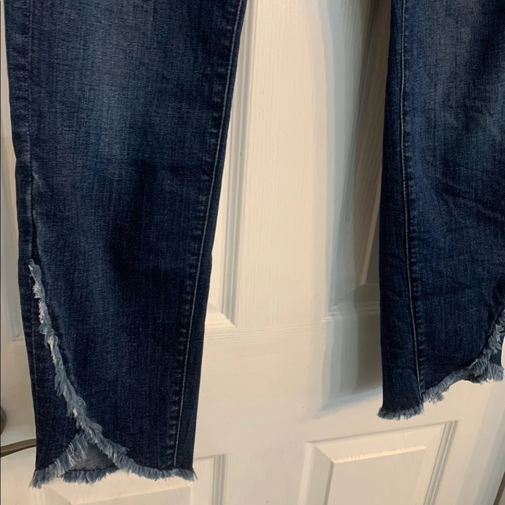 Jeans - Picture 2 of 3